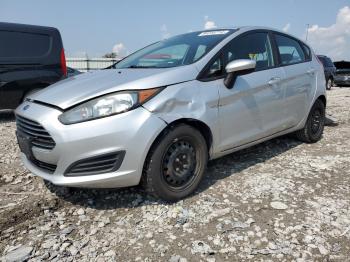  Salvage Ford Fiesta