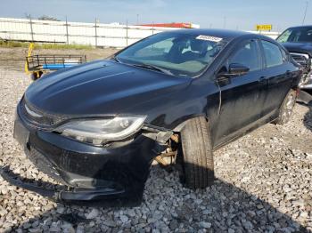  Salvage Chrysler 200