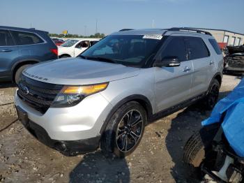  Salvage Ford Explorer