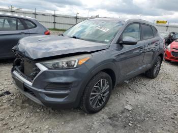  Salvage Hyundai TUCSON