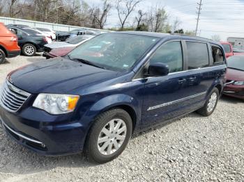  Salvage Chrysler Minivan