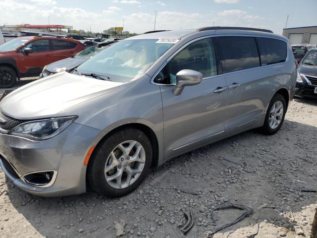  Salvage Chrysler Pacifica