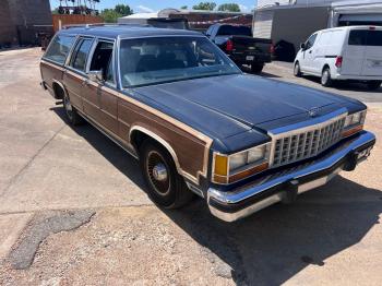  Salvage Ford Crown Vic