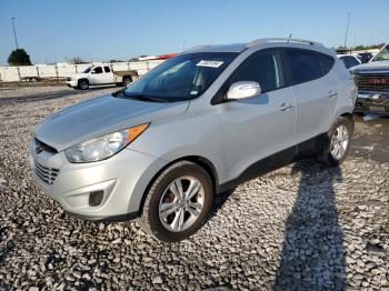  Salvage Hyundai TUCSON