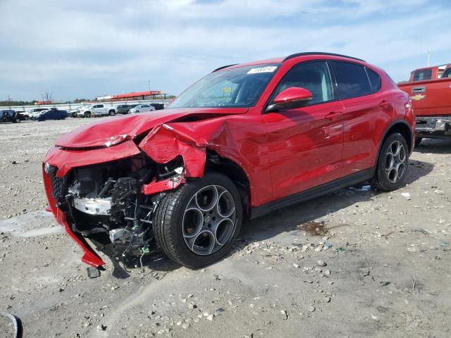  Salvage Alfa Romeo Stelvio