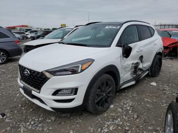  Salvage Hyundai TUCSON