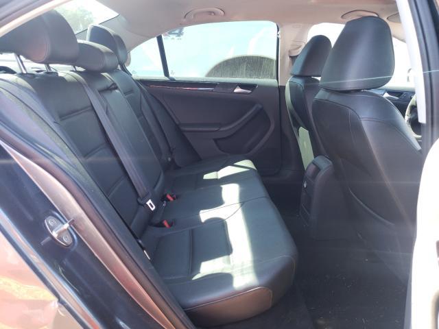 Volkswagen Jetta Sel Image 8