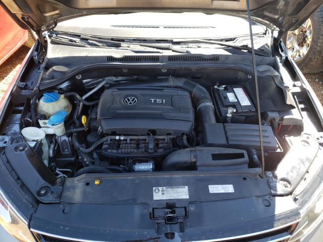 Volkswagen Jetta Sel Image 6