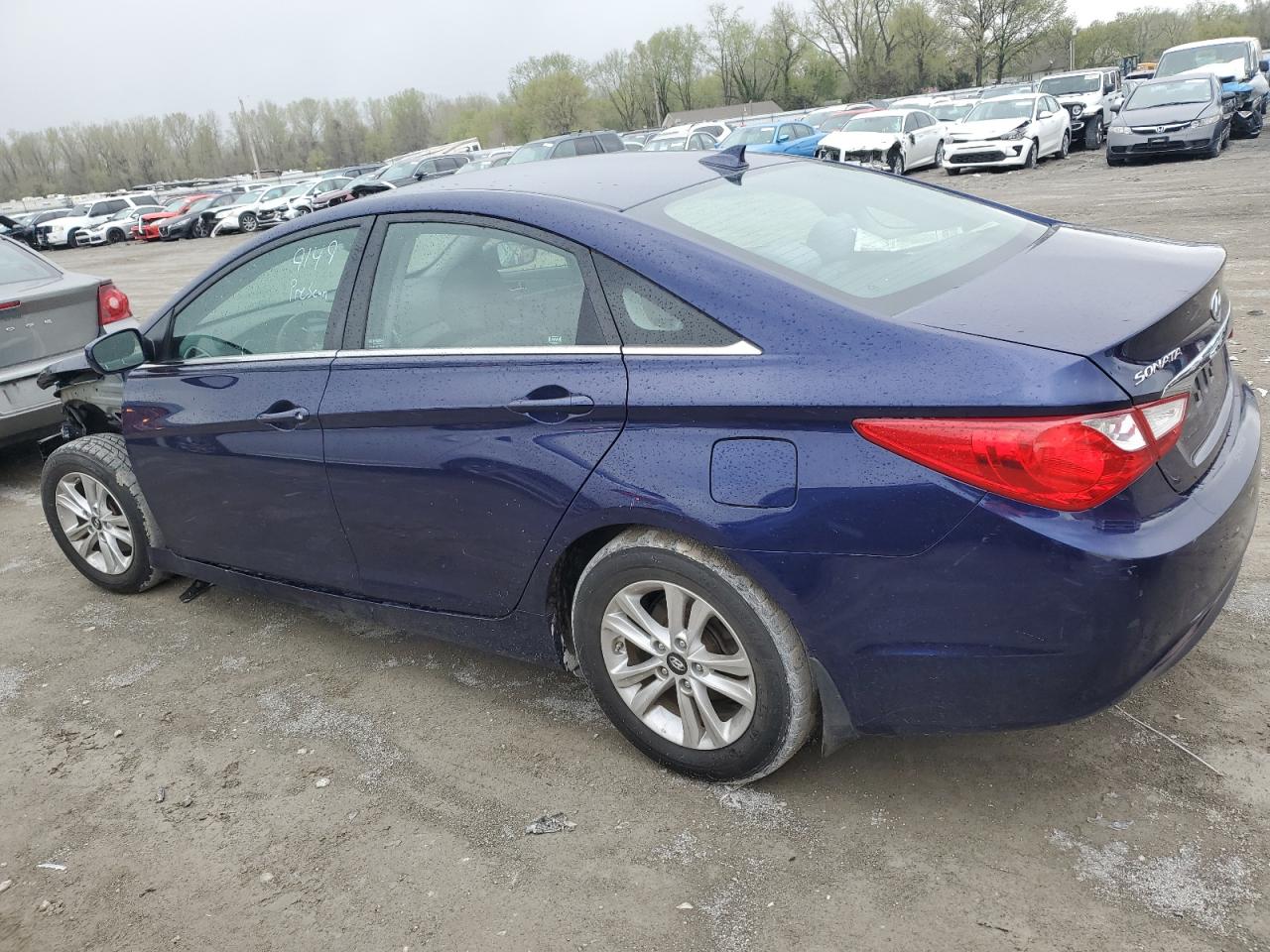 Hyundai SONATA Gls Image 2