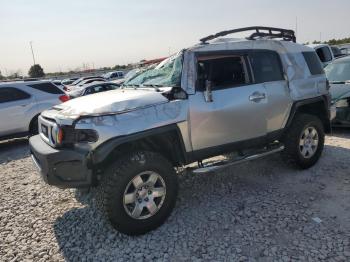  Salvage Toyota FJ Cruiser