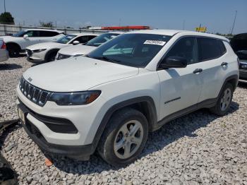  Salvage Jeep Compass