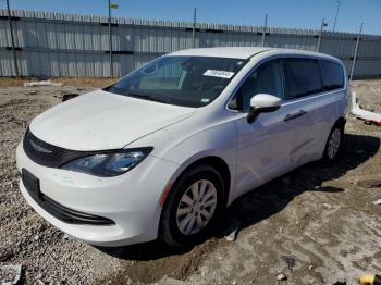  Salvage Chrysler Pacifica