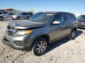  Salvage Kia Sorento