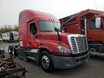  Salvage Freightliner Cascadia 1