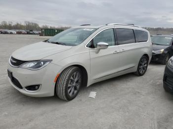  Salvage Chrysler Pacifica