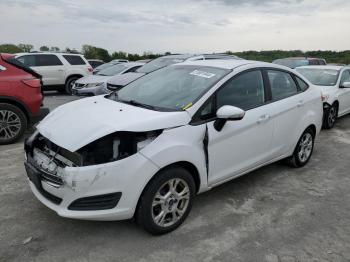  Salvage Ford Fiesta