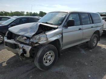  Salvage Mitsubishi Montero