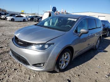  Salvage Chrysler Pacifica