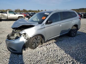  Salvage Mitsubishi Outlander