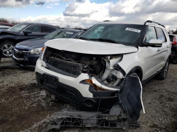  Salvage Ford Explorer