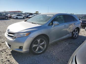  Salvage Toyota Venza