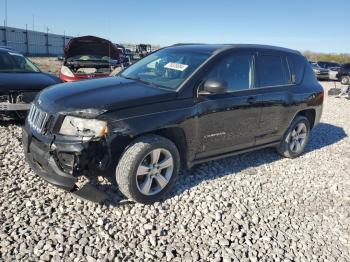  Salvage Jeep Compass