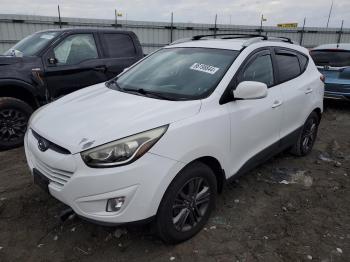  Salvage Hyundai TUCSON