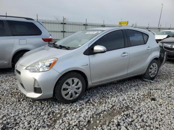  Salvage Toyota Prius