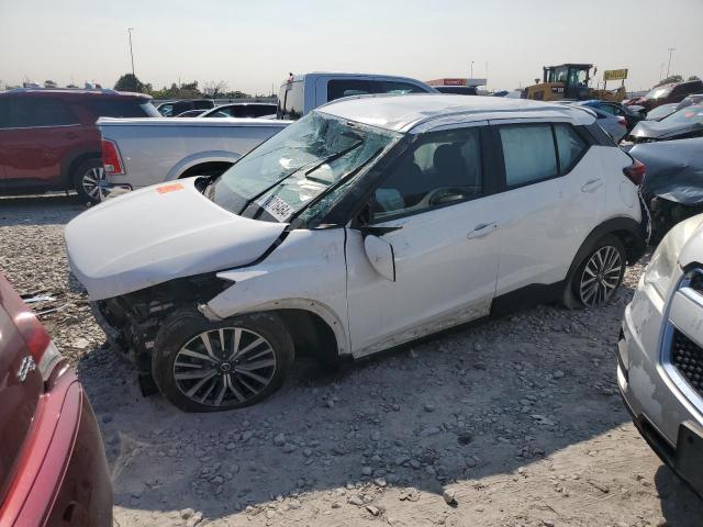  Salvage Nissan Kicks