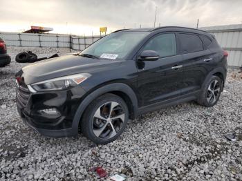  Salvage Hyundai TUCSON