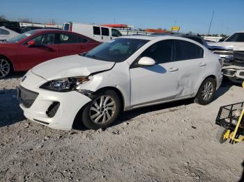  Salvage Mazda 3