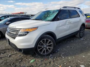  Salvage Ford Explorer