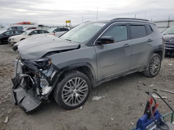  Salvage Jeep Compass