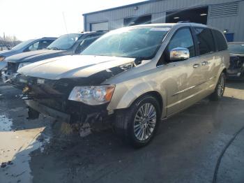  Salvage Chrysler Minivan