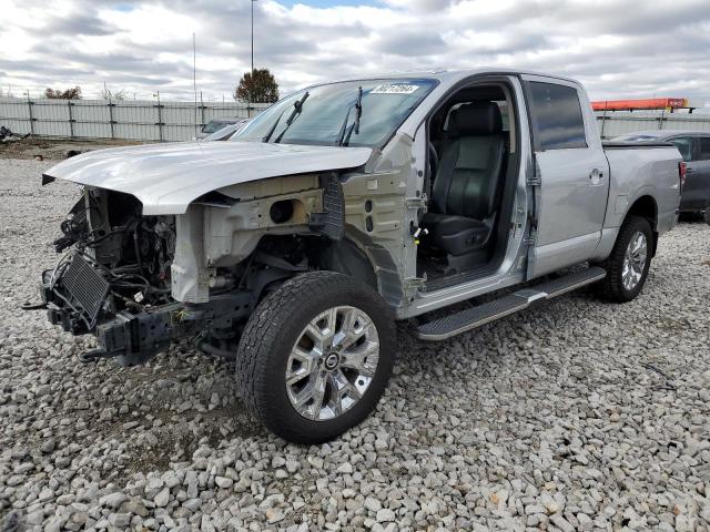  Salvage Nissan Titan