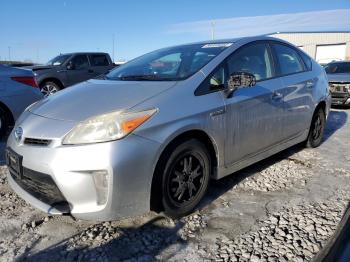  Salvage Toyota Prius