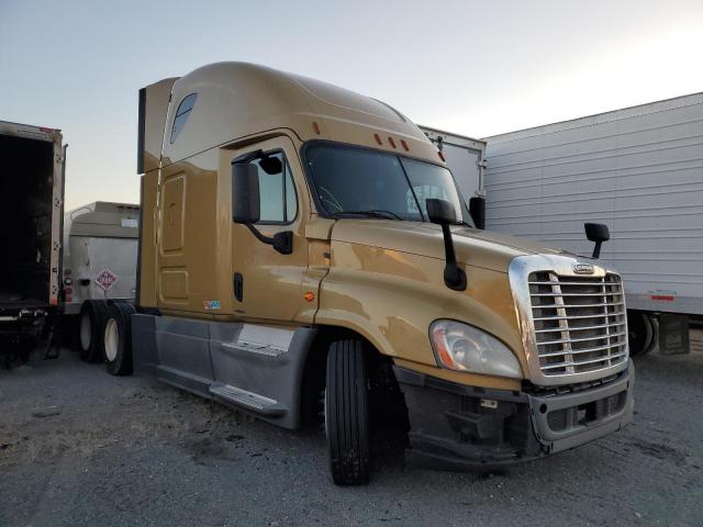  Salvage Freightliner Cascadia 1