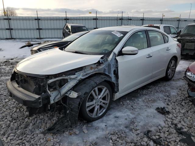  Salvage Nissan Altima