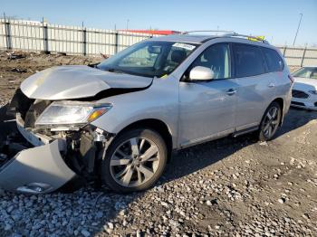  Salvage Nissan Pathfinder