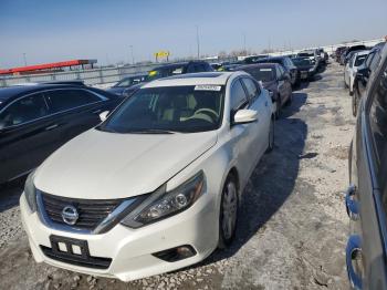  Salvage Nissan Altima