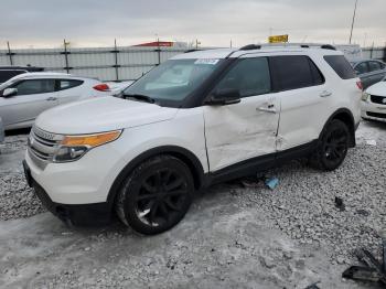  Salvage Ford Explorer