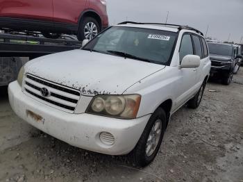  Salvage Toyota Highlander