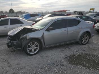  Salvage Dodge Avenger