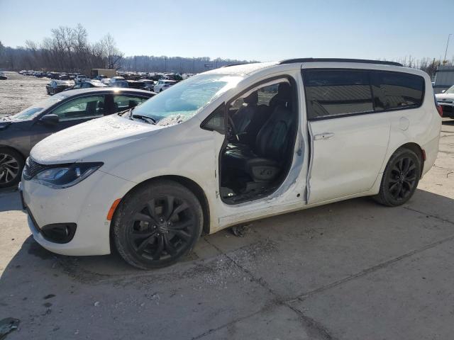  Salvage Chrysler Pacifica