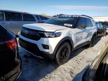  Salvage Ford Explorer