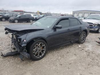  Salvage Chrysler 300