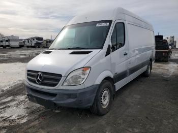  Salvage Mercedes-Benz Sprinter