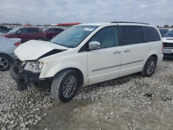  Salvage Chrysler Minivan