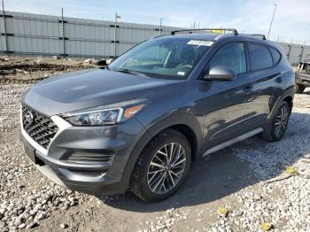  Salvage Hyundai TUCSON