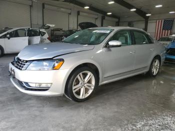  Salvage Volkswagen Passat